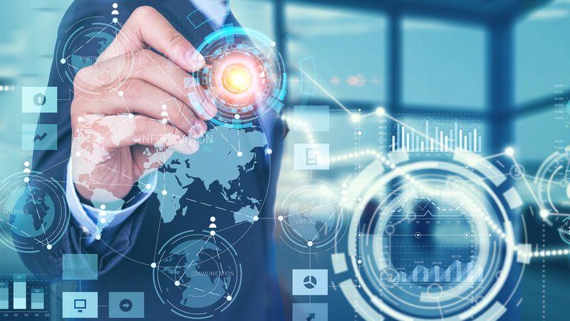 选择定制开发团队时，要关注其资质和技术实力。可以从以下几个方面进行考察：